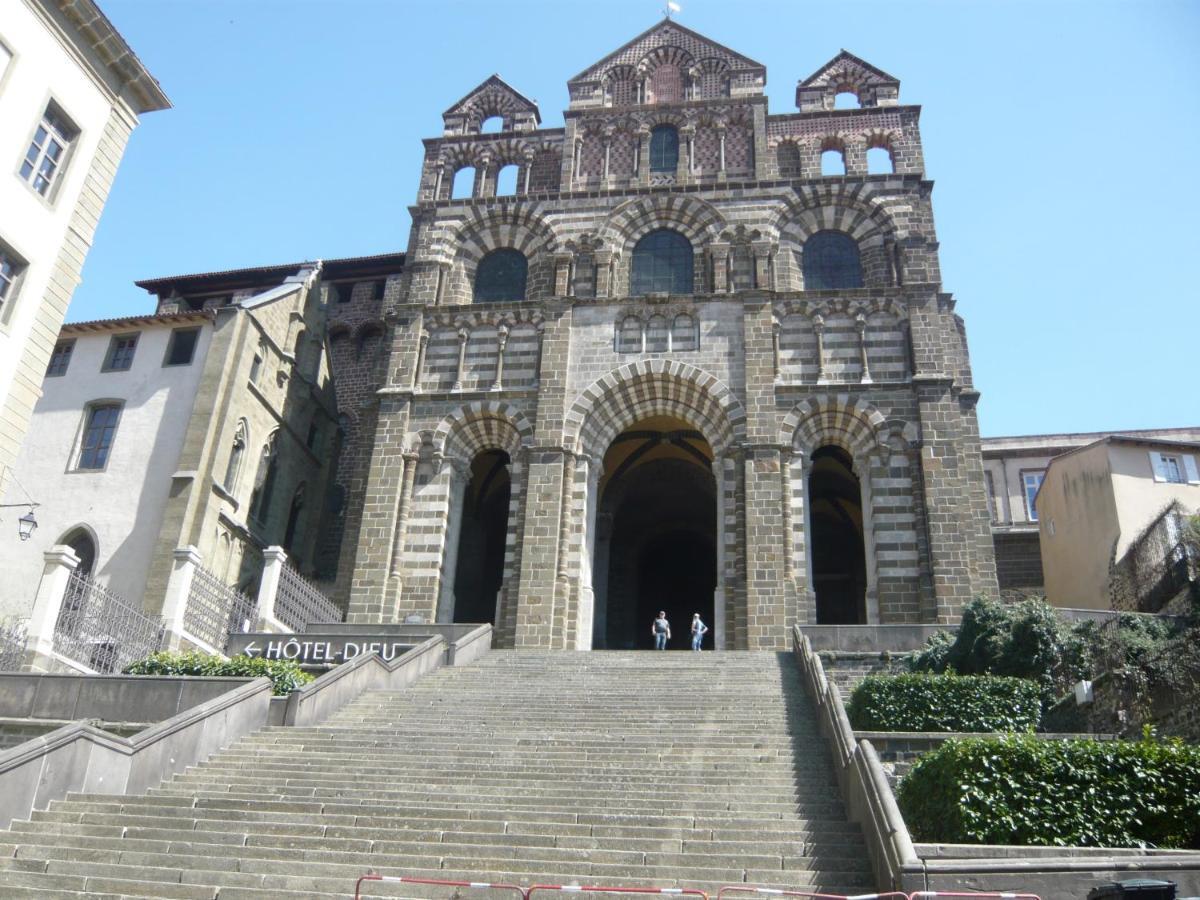 Апартаменти Le Petit St Jacques Le Puy-en-Velay Екстер'єр фото