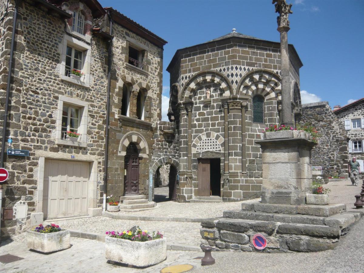 Апартаменти Le Petit St Jacques Le Puy-en-Velay Екстер'єр фото