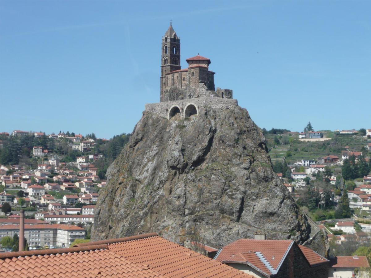 Апартаменти Le Petit St Jacques Le Puy-en-Velay Екстер'єр фото